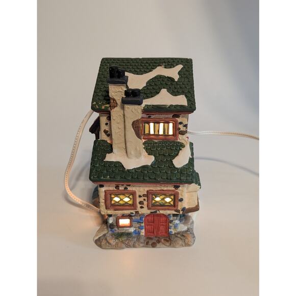 Christmas Streets Village Tally Ho Tavern Lighted Holiday Building Piece 1999 - Picture 8 of 16